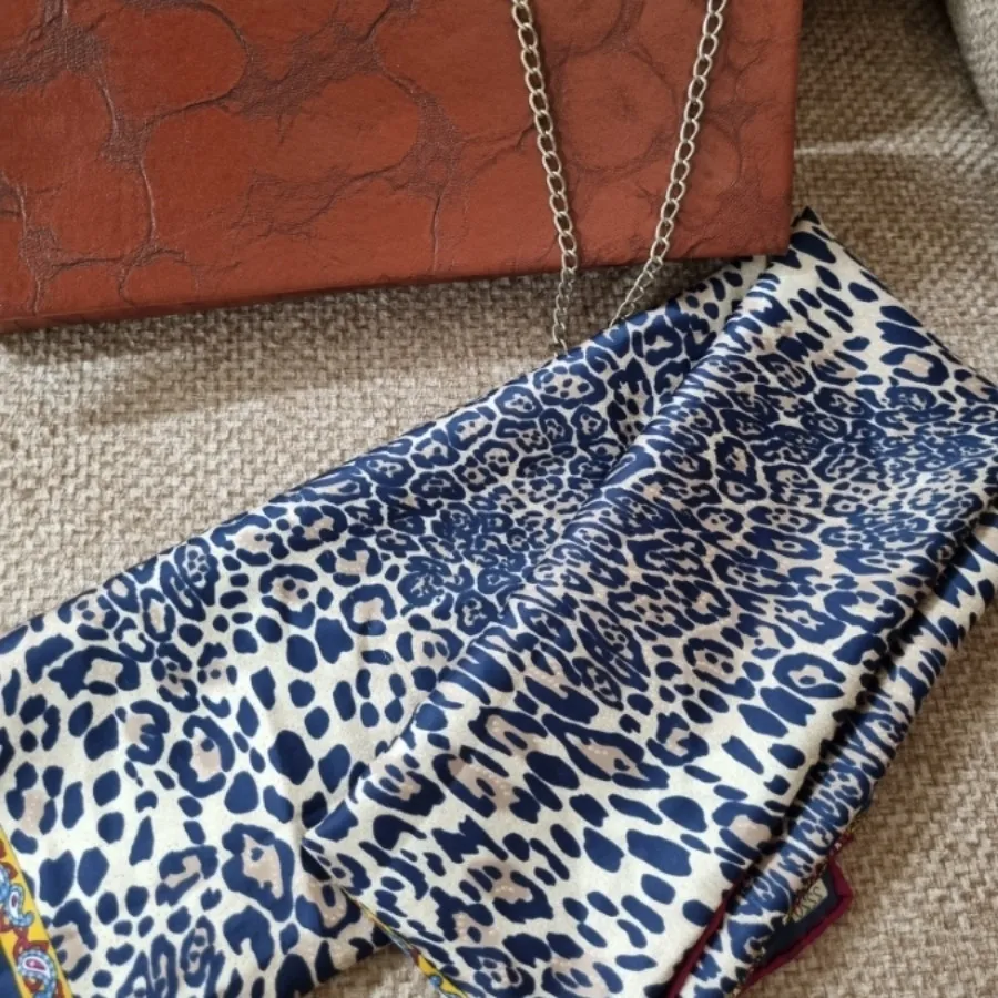 کیف و روسری