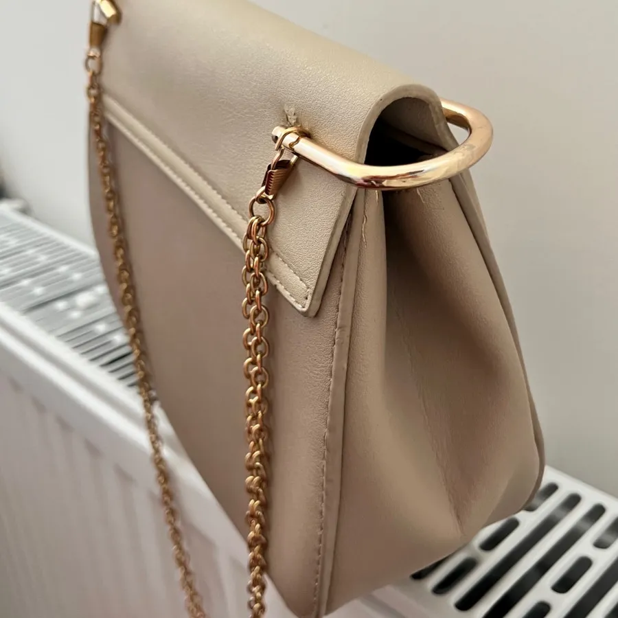 کیف شین کالویه chloe
