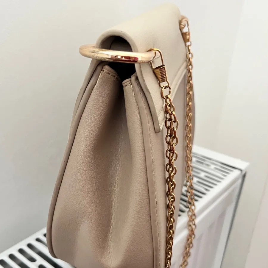 کیف شین کالویه chloe