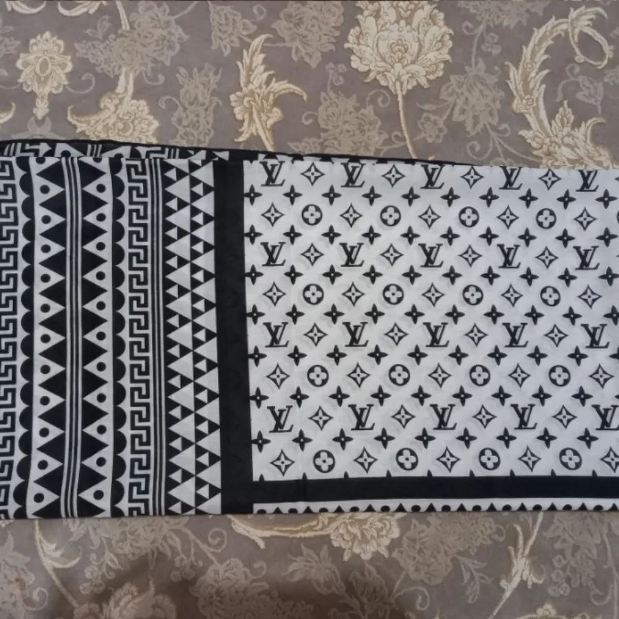 روسری قواره دار