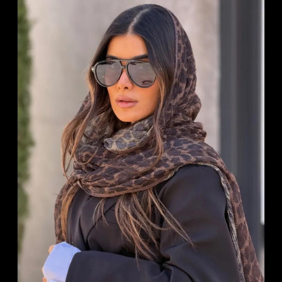 شال پلنگی پلیسه