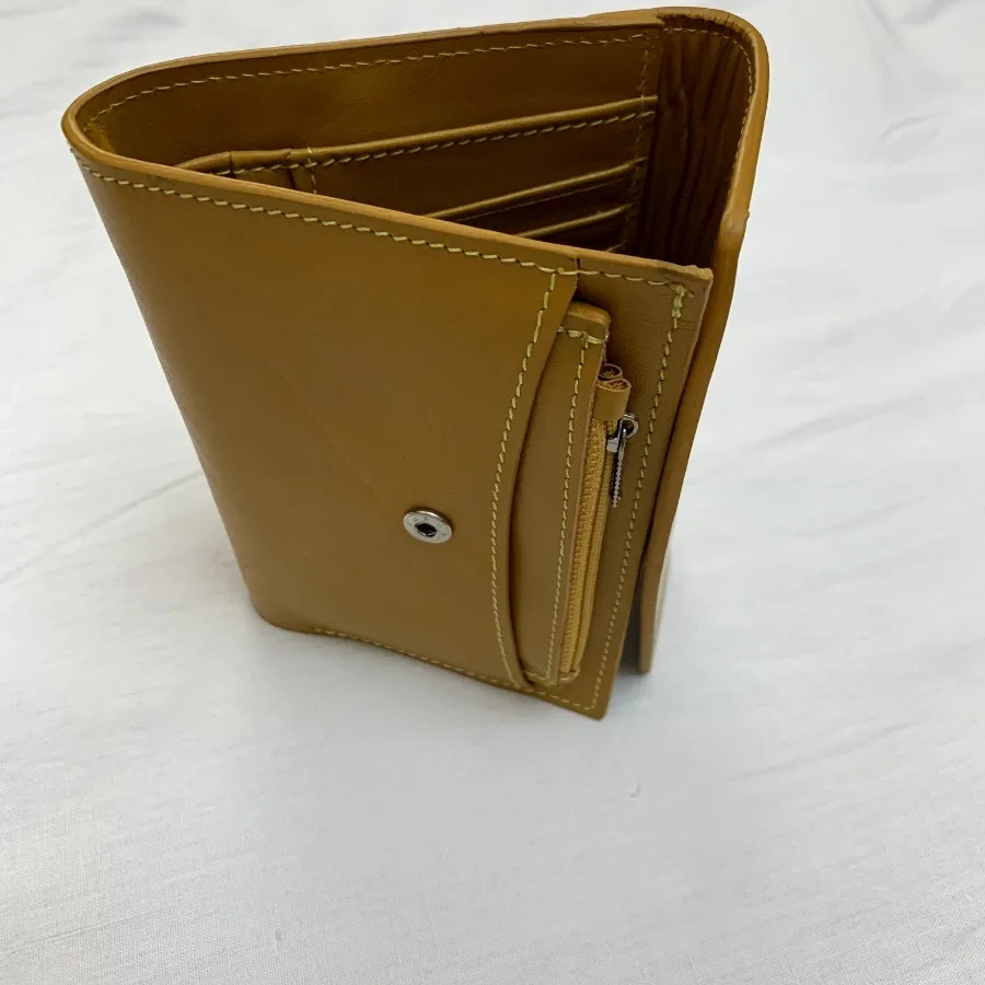 کیف پول چرم