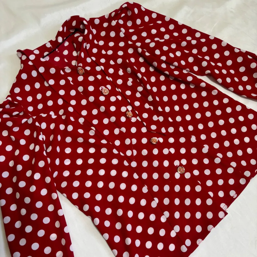 شومیز خالدار