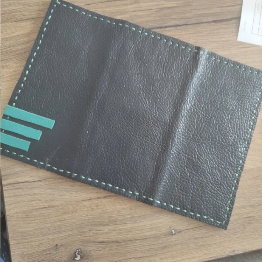 کیف پول دستدوز