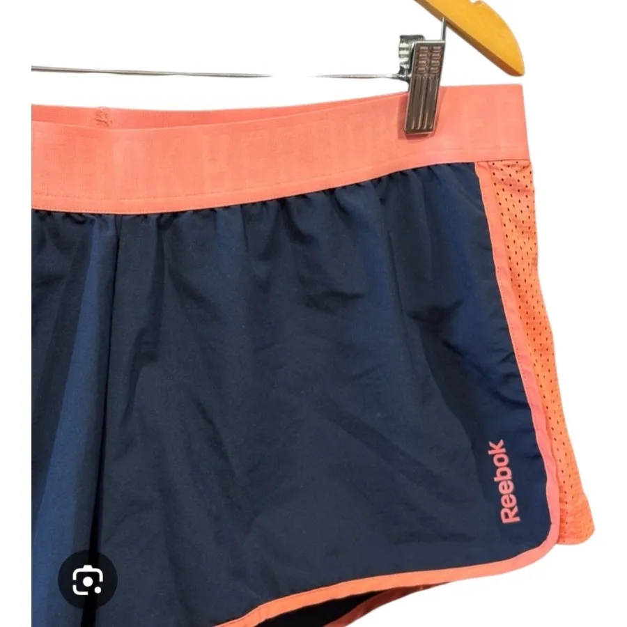 شورتک اورجینال Reebok