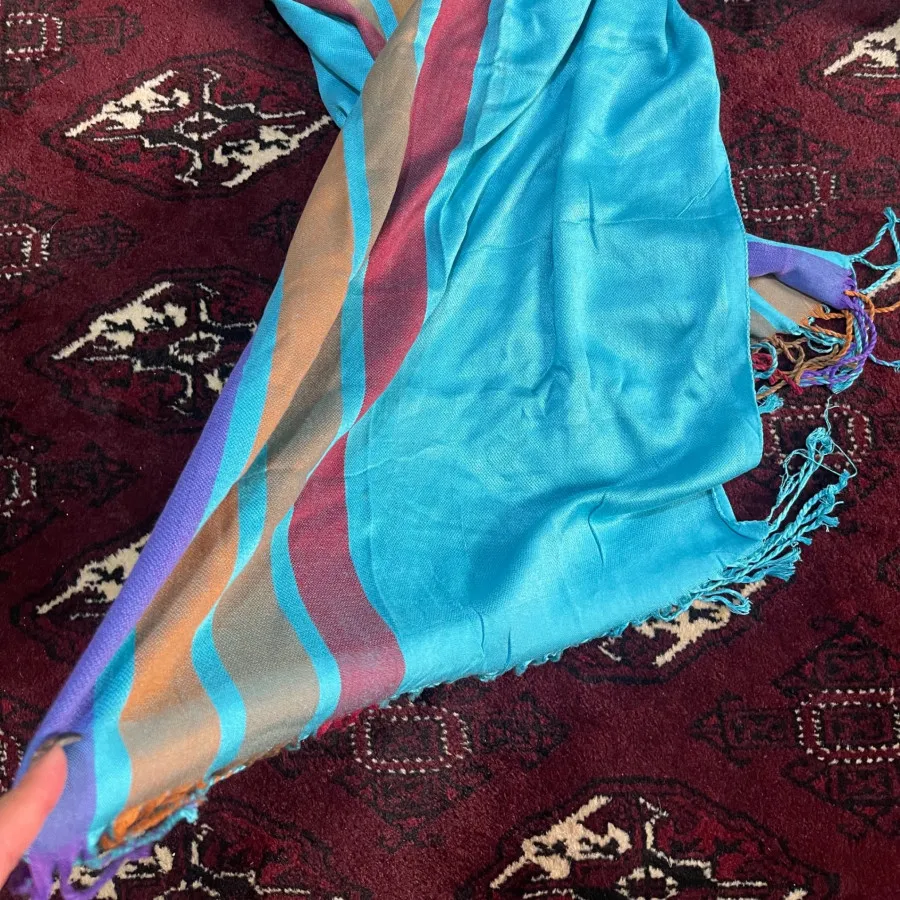 شال طرح دار