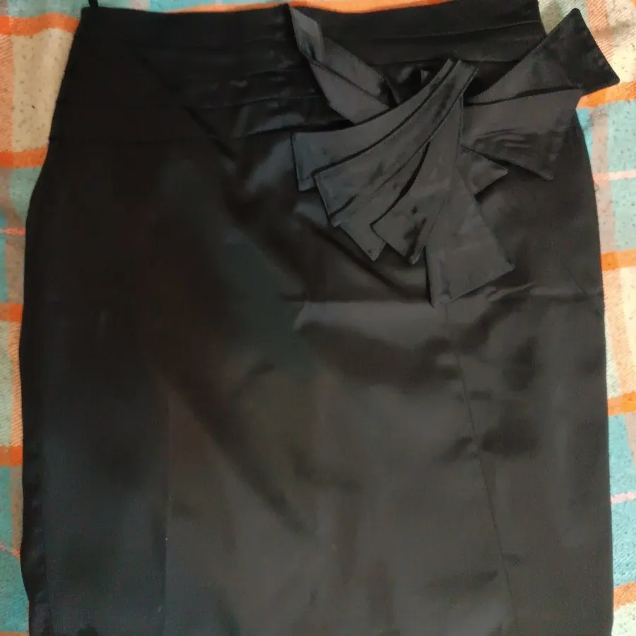 شومیز h&m و دامن ترک