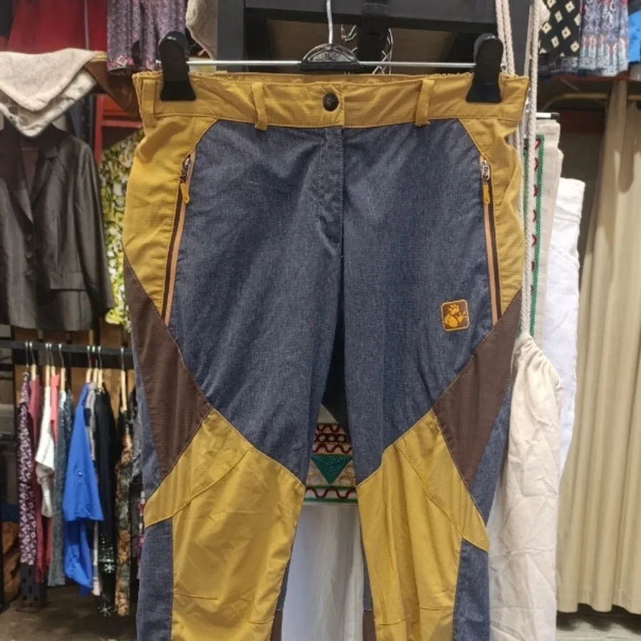 شلوار کوهنوردی و طبیعت