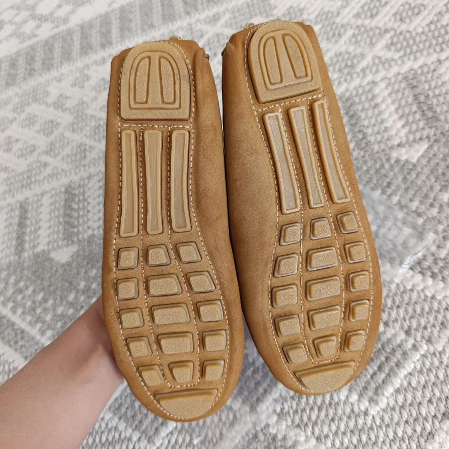 کفش کالج تو کرکی طرح UGG