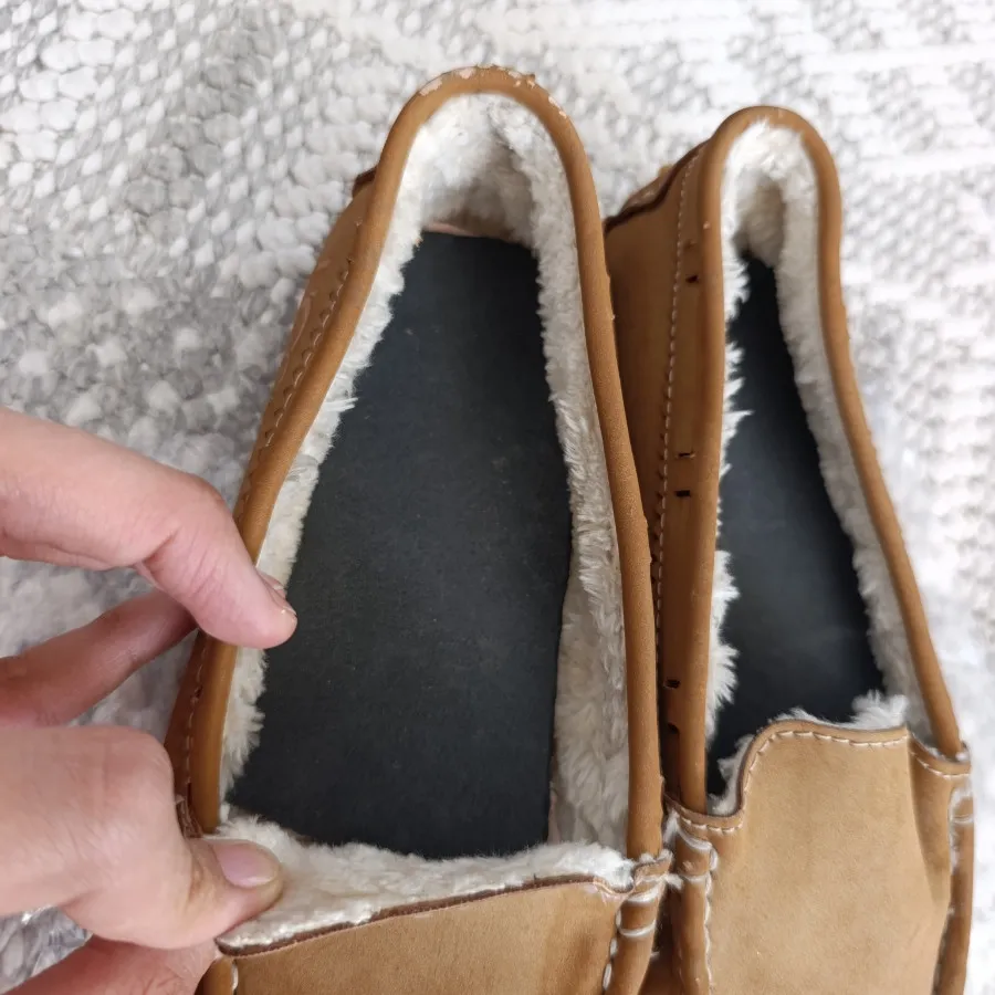 کفش کالج تو کرکی طرح UGG
