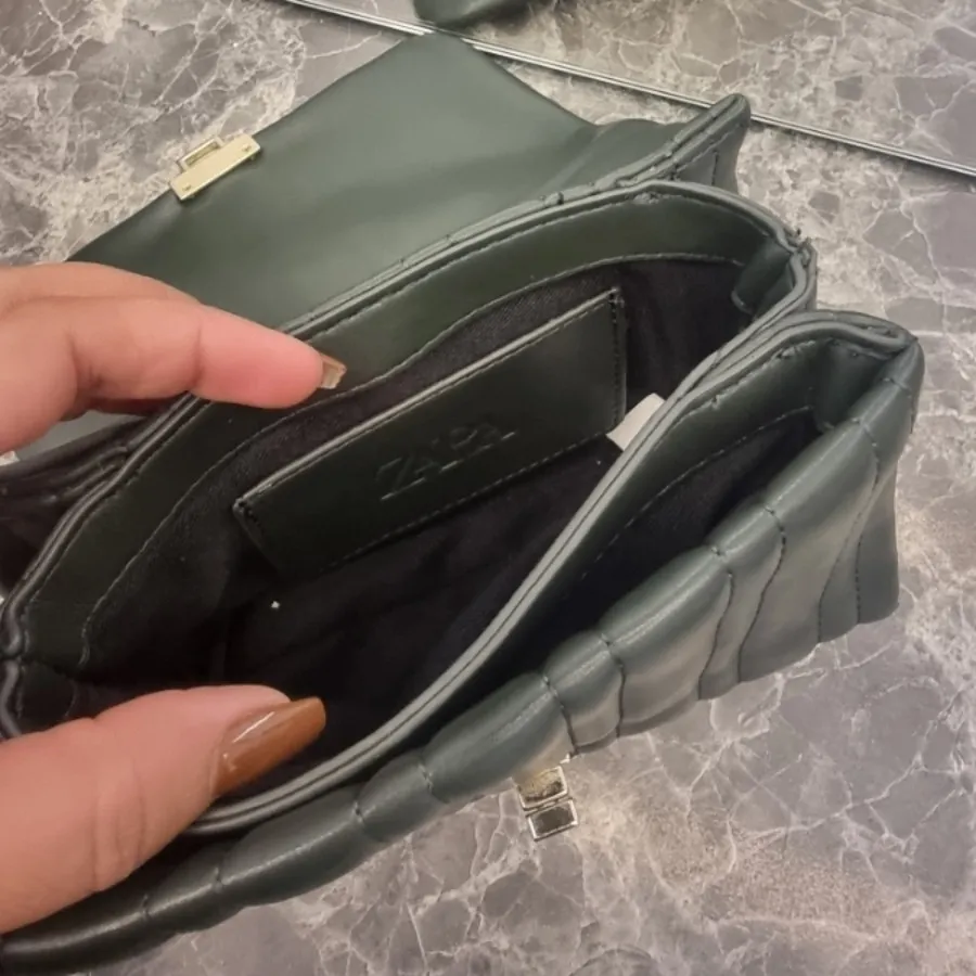 کیف زارا