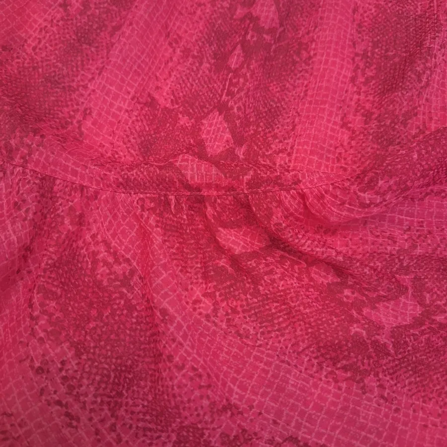 تاپ حریر سرخابی