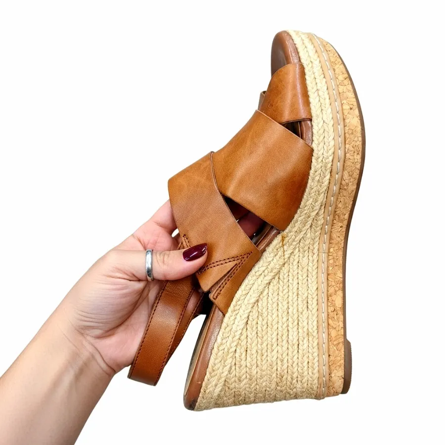 کفش برند clarks