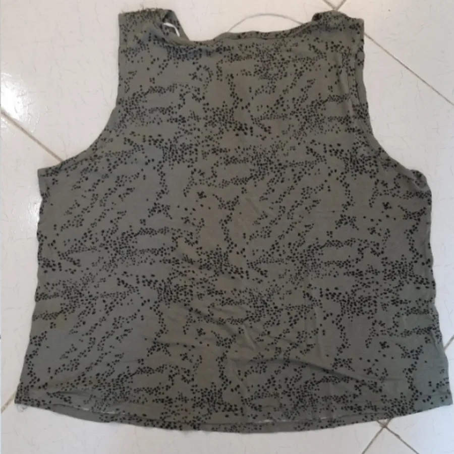 تاپ خارجی بزرگ