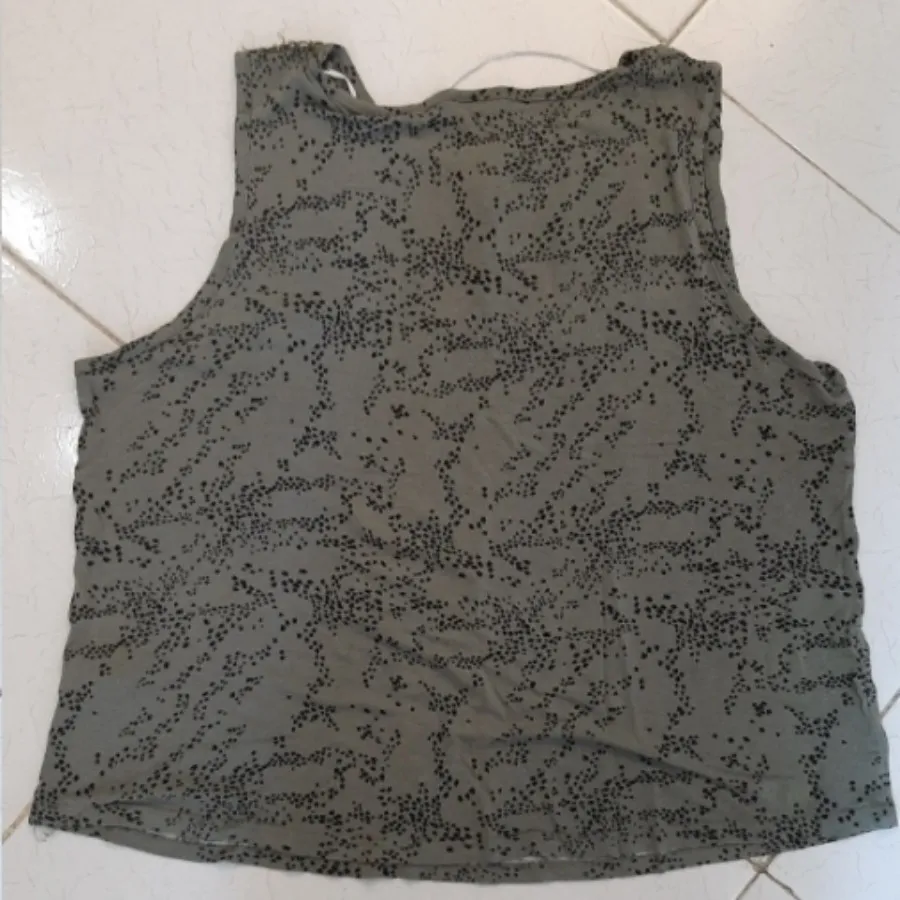 تاپ خارجی بزرگ