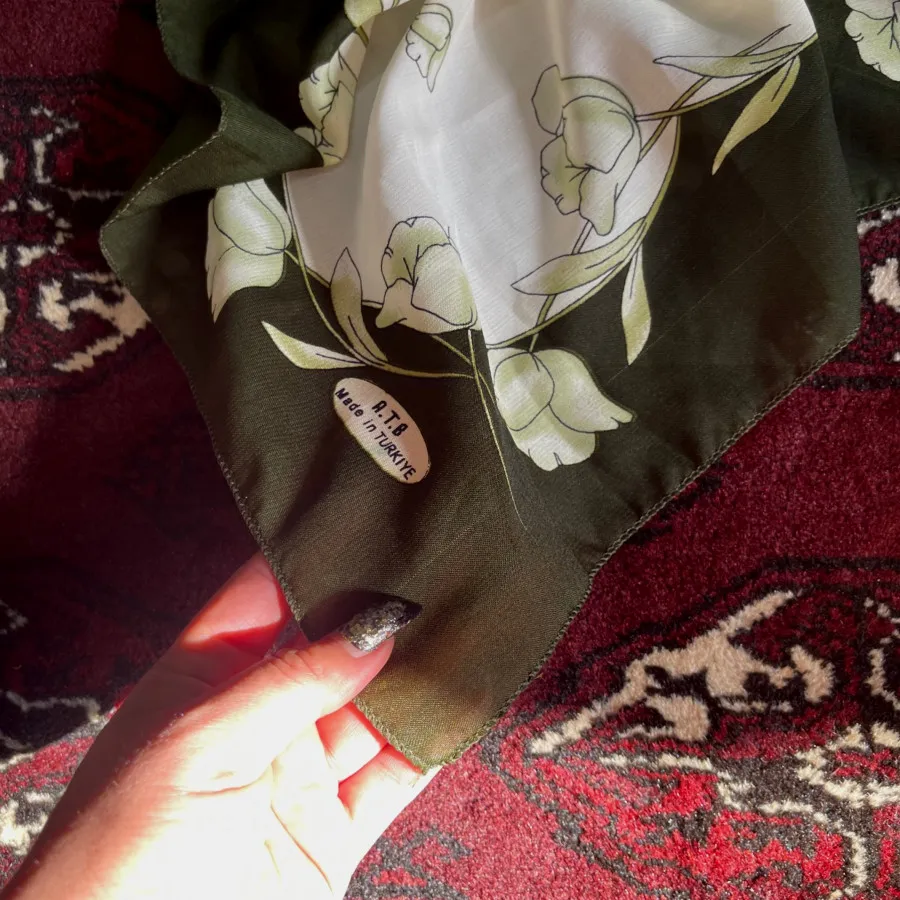 روسری نخی