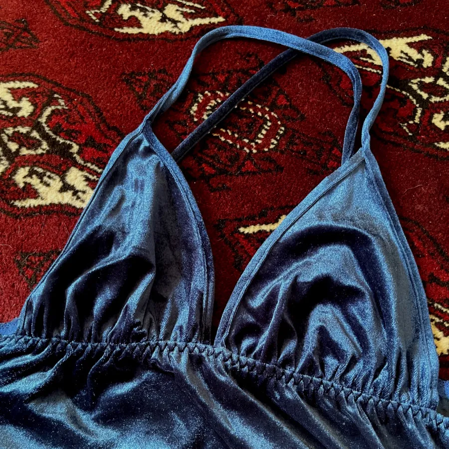 پیراهن مخمل