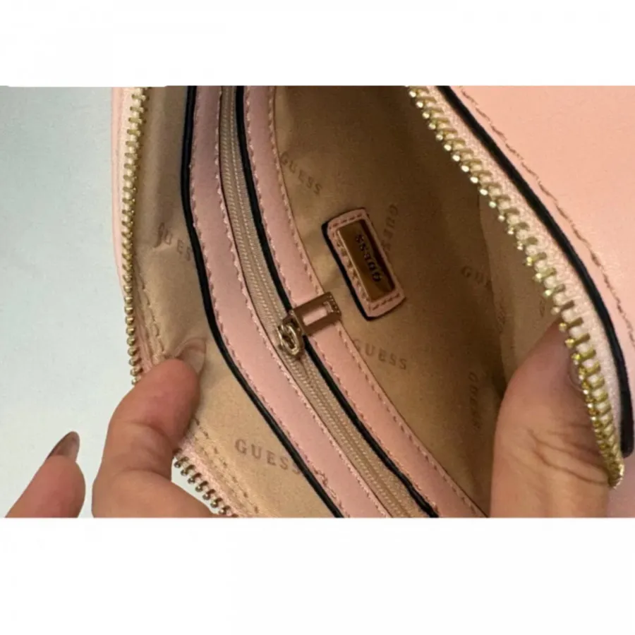 کیف برند گس GUESS
