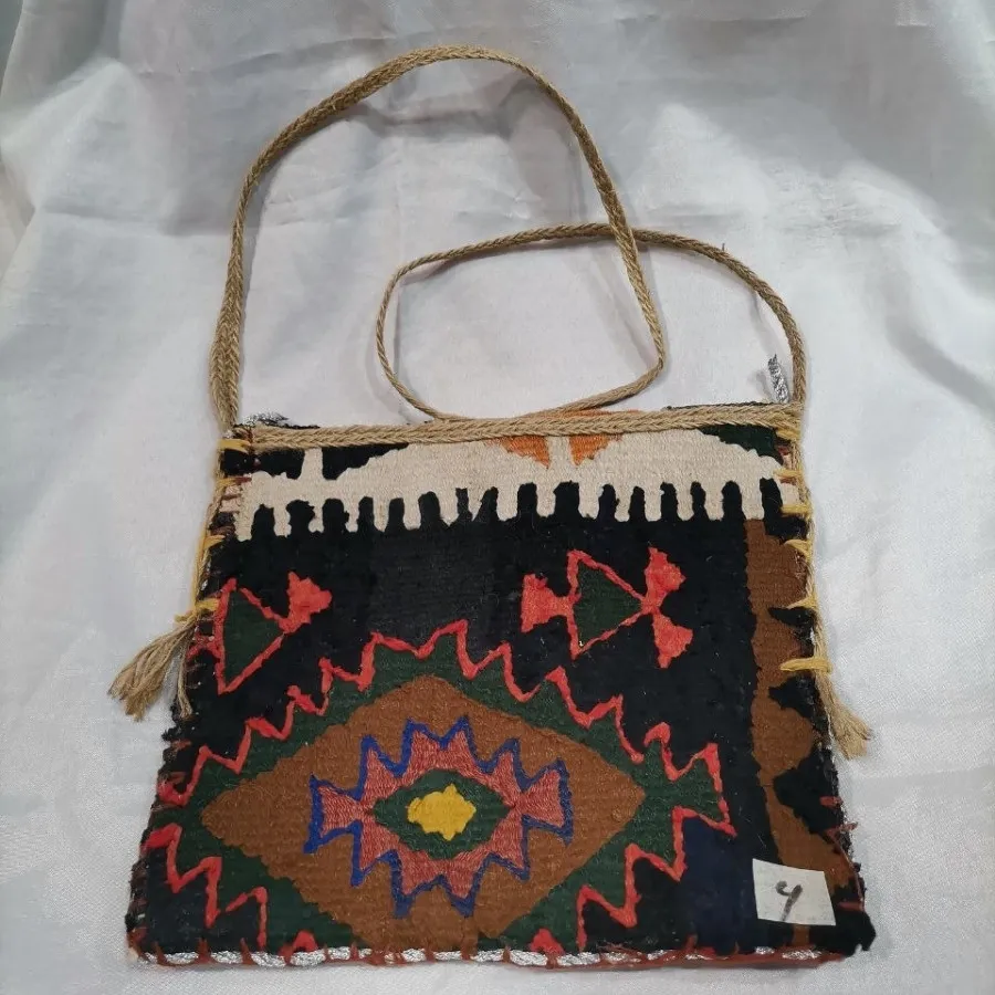 کیف دوشی گلیمی