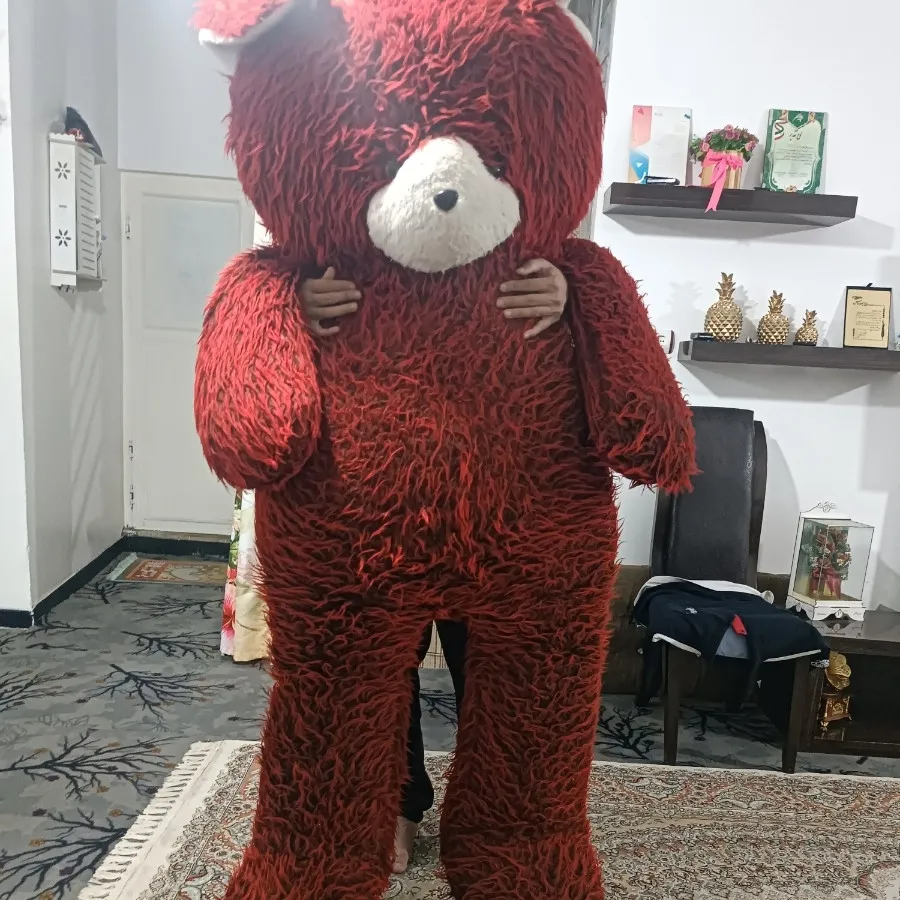 عروسک بزرگ