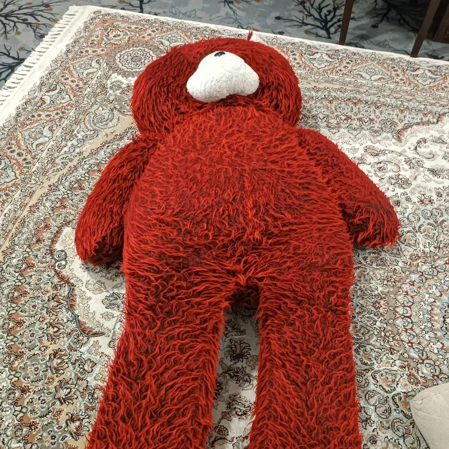 عروسک بزرگ