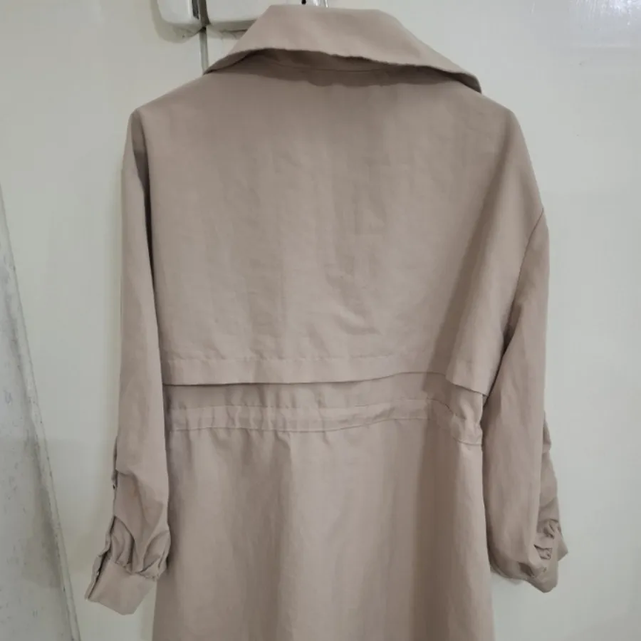 مانتو کرمی