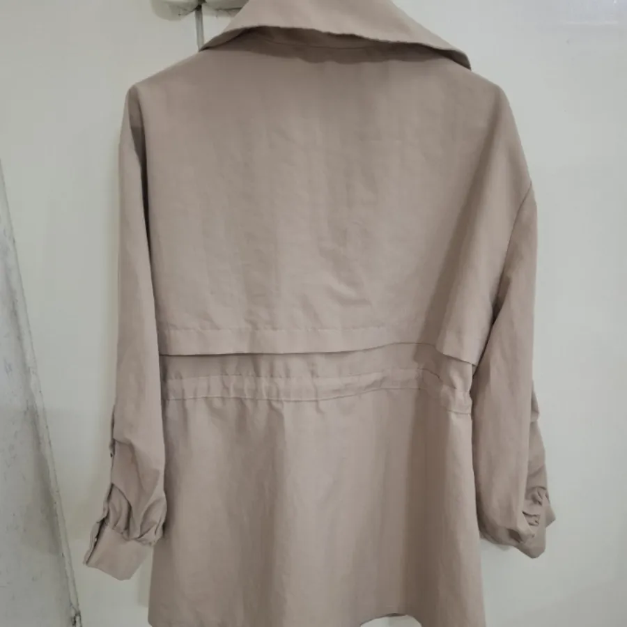 مانتو کرمی