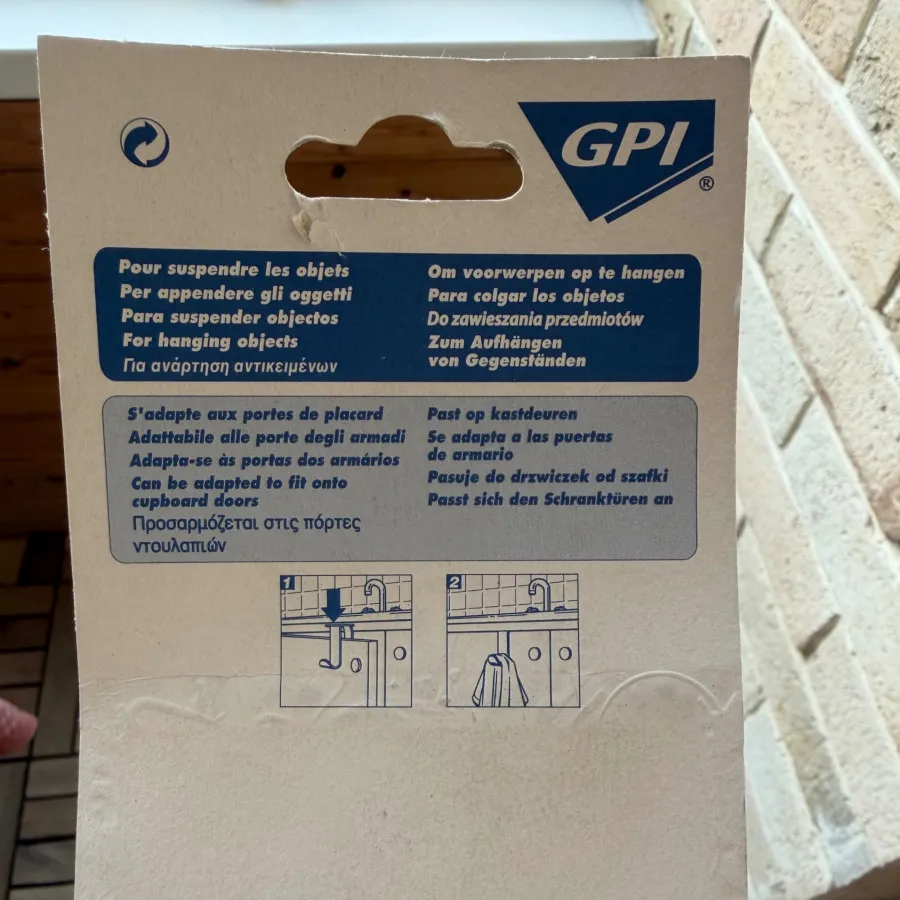 آویز کابینتی