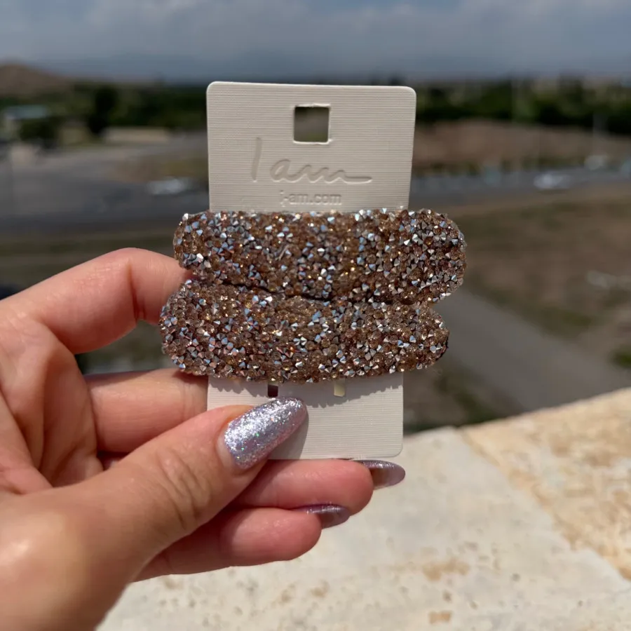 گیره تق تقی سواروسکی I am