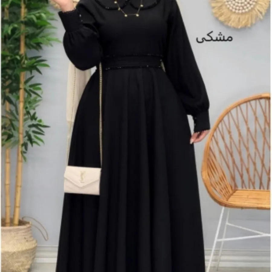 پیراهن بلند پوشیده مشکی