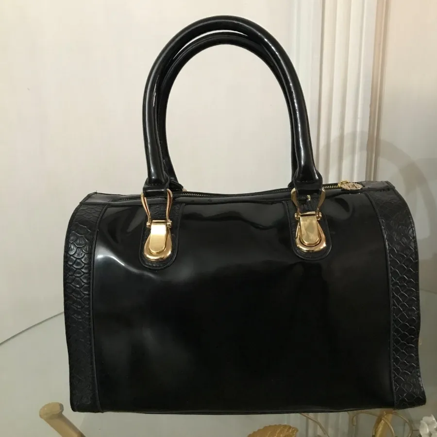 کیف روبرتوکاوالی