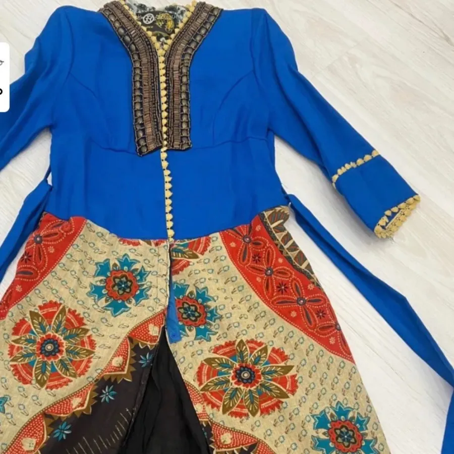 مانتو مزونی