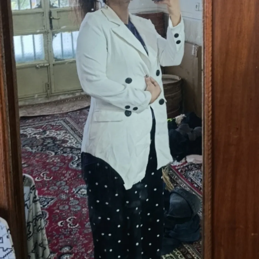 کت سفید