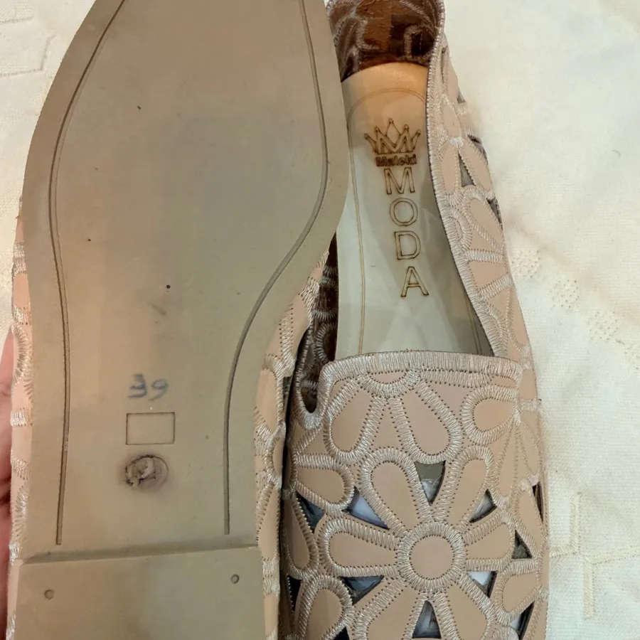 کفش تابستونی