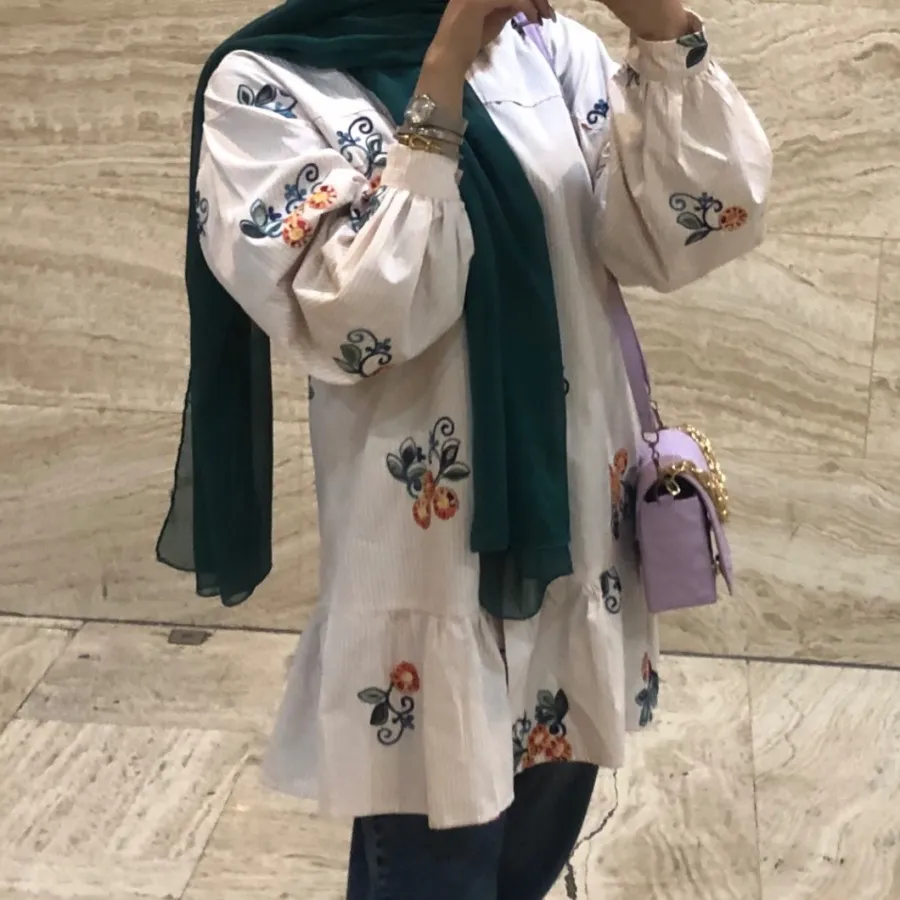 مانتو گلگلی