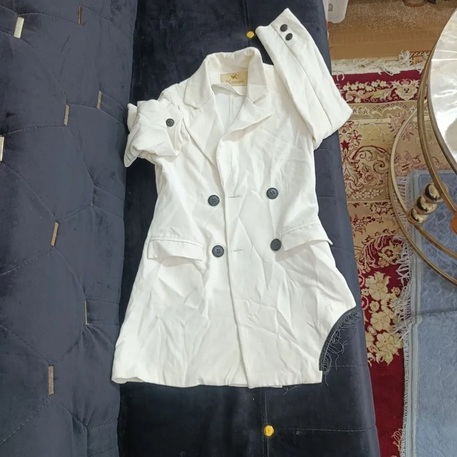کت سفید