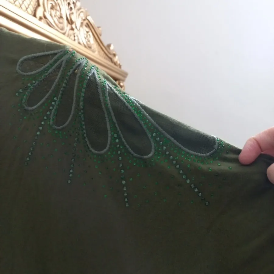 تیشرت  نگیندار