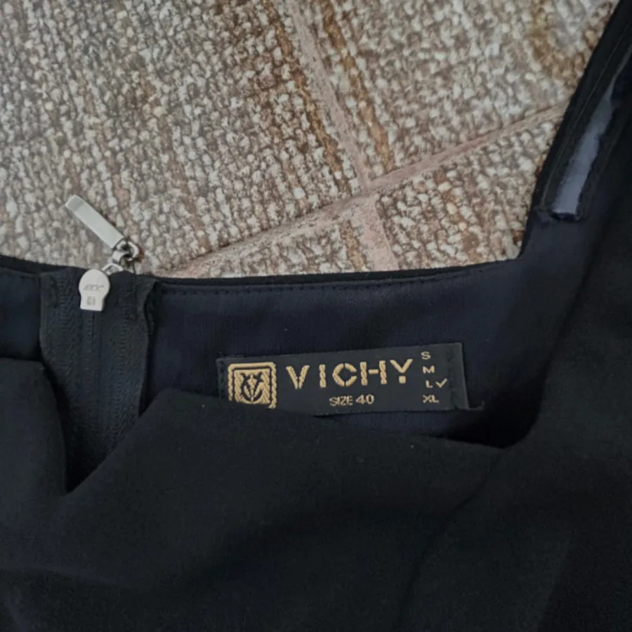 کراپ و دامن برندvichy