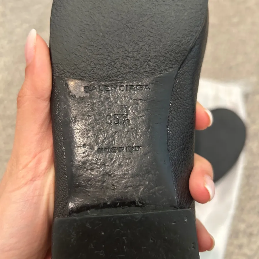 کفش فلت balenciaga