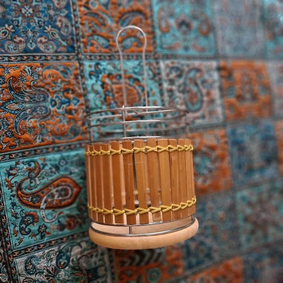 جای کارد و چنگالی