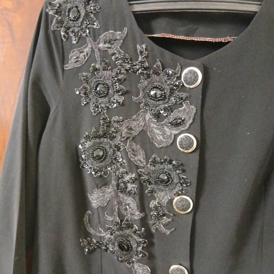 مانتو مشکی