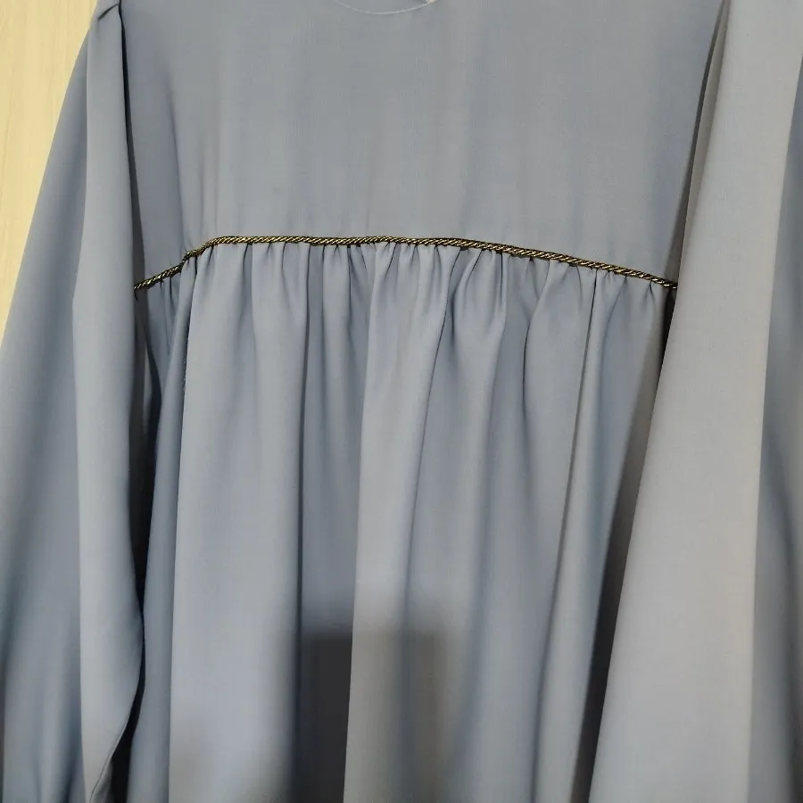 عبا طوسی