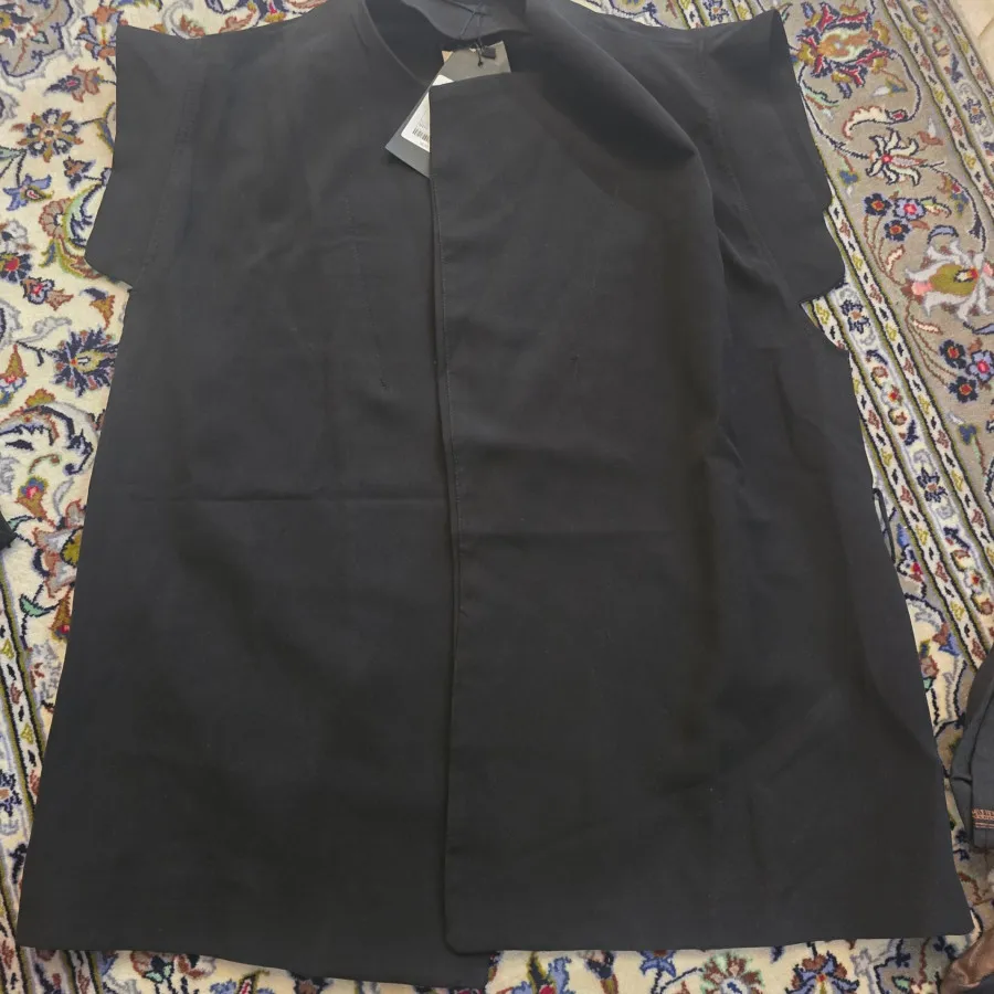وست مشکی