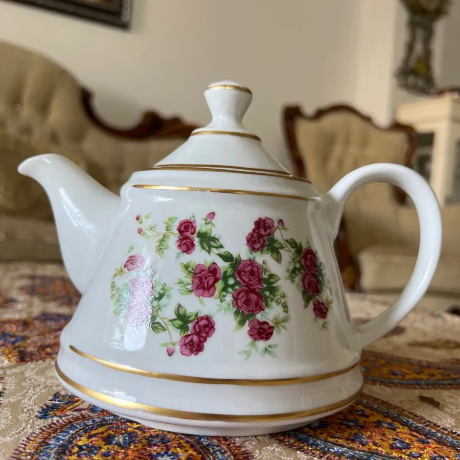 قوری قدیمی