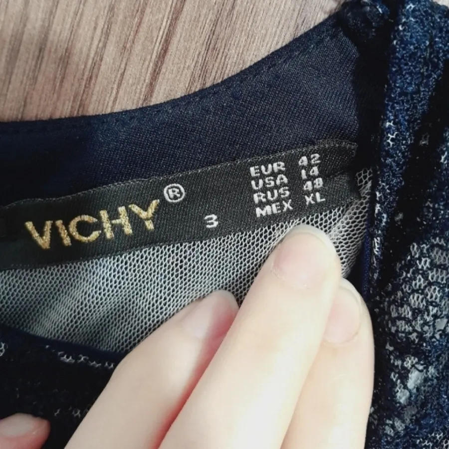 لبای مجلسیVICHY