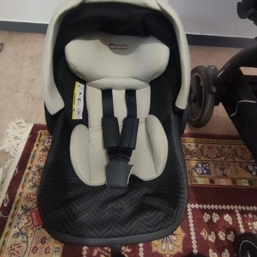 کالسکه،کریر،کریکات