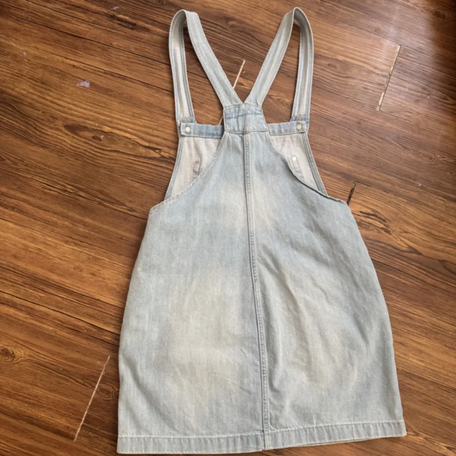 سارافون جین H&M