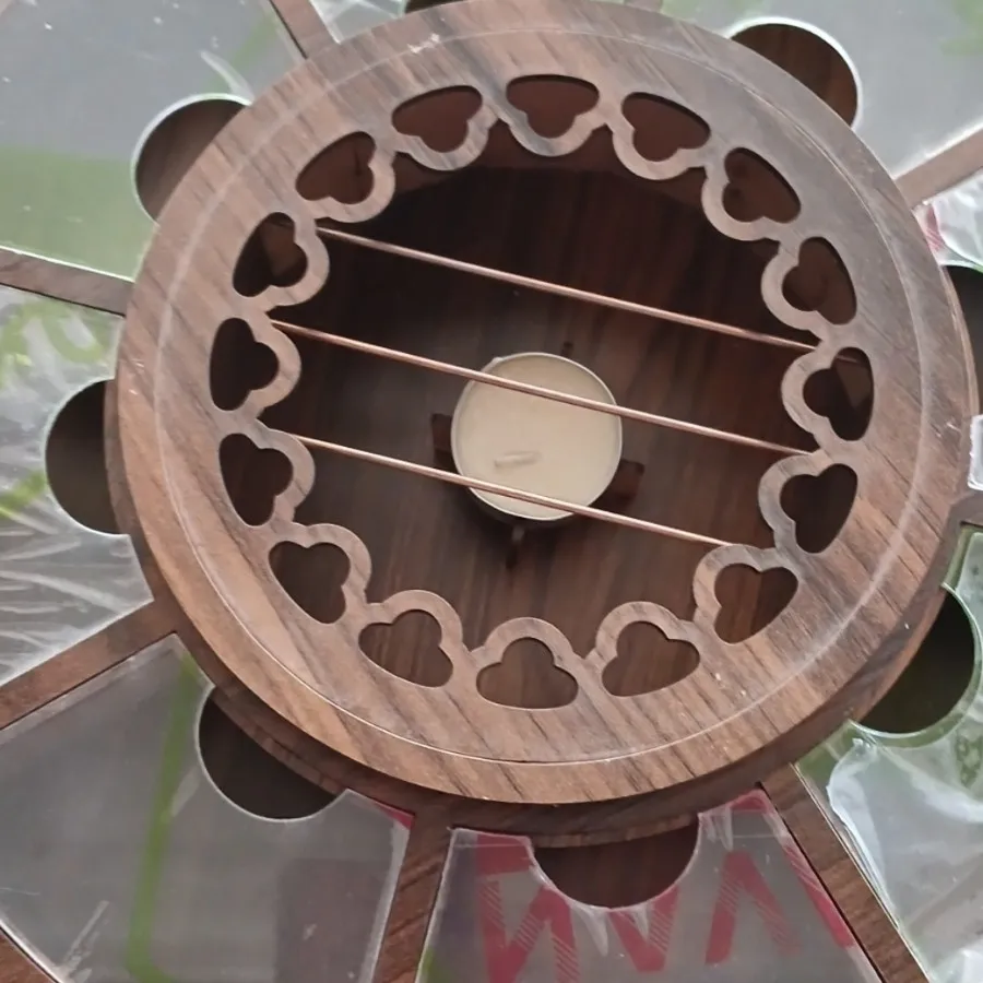 سینی مزه یا آجیل خوری