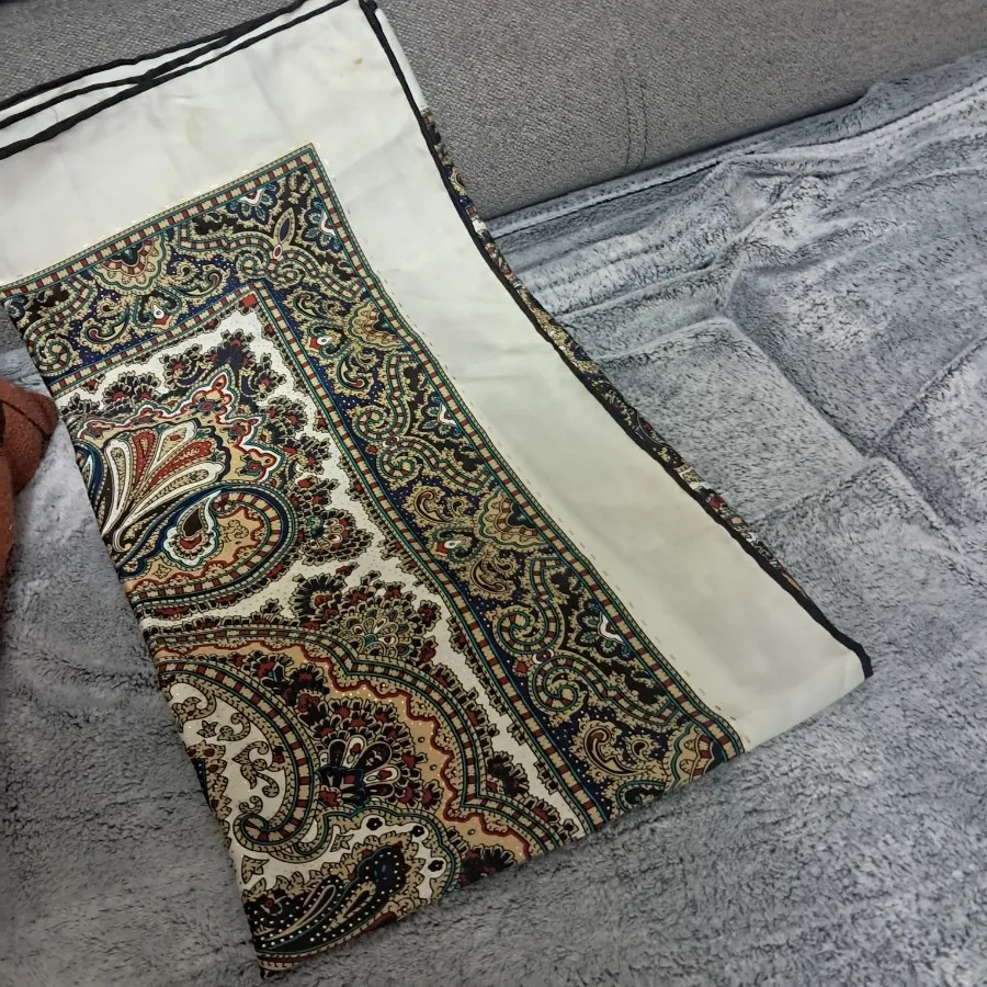 روسری دست دوز