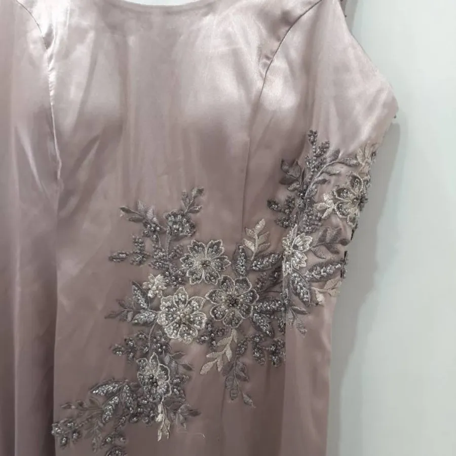 پیراهن مجلسی زنانه